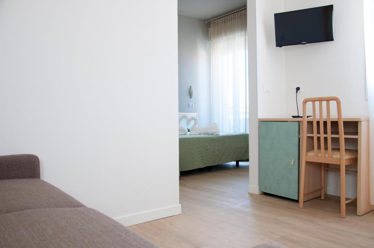 Hotel Ondina E Milazzo Cervia Buitenkant foto