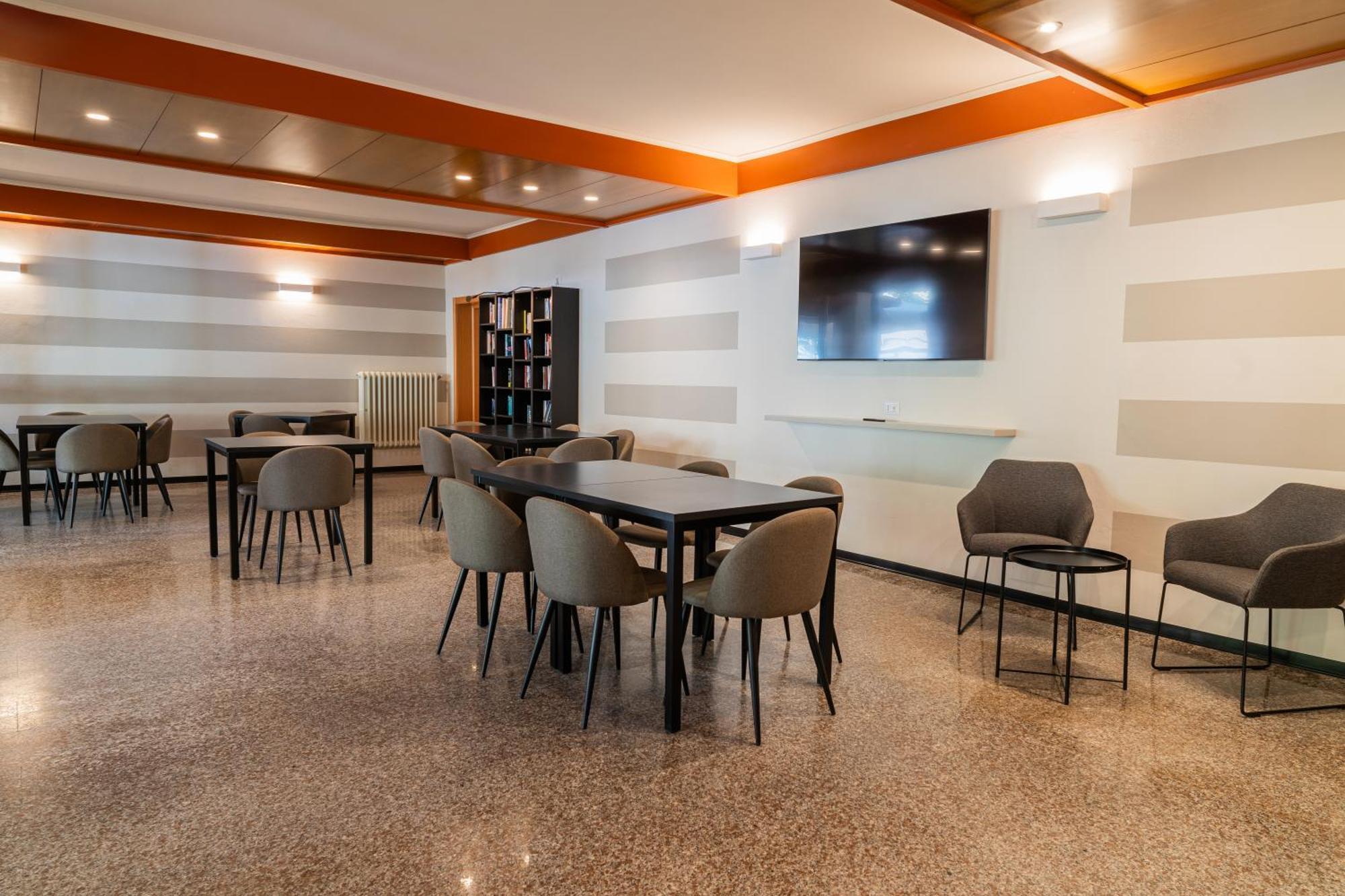 Hotel Ondina E Milazzo Cervia Buitenkant foto